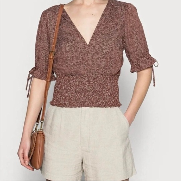 Abercrombie & Fitch Tops - Abercrombie Brown Polka Dot Clasp front short sleeve shirt - Size XS NWT